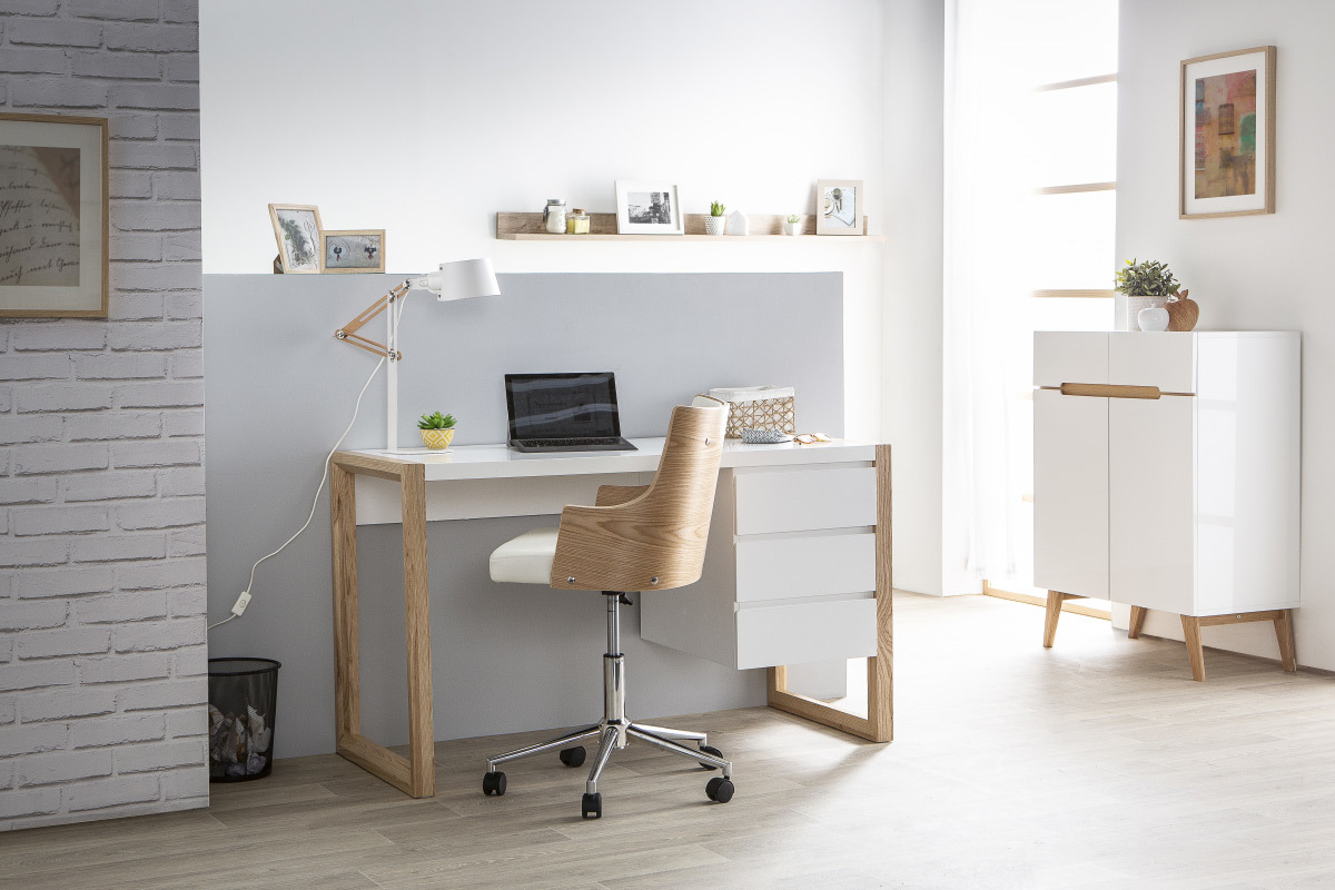 Sedia da ufficio design Bianco e legno chiaro con cuscino integrato MAYOL